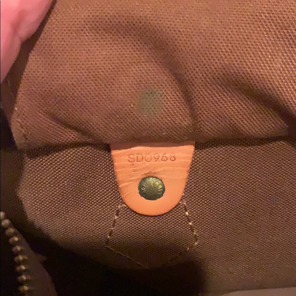 Authentic  Louis Vuitton Speedy 25 - Picture 6 of 15